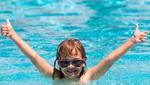 Schwimmkurs Kind im Schwimmbad
