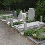 Foto von Gräbern auf einem Friedhof