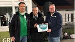 Übergabe Bedarfszuweisung für die Gmd. Kleinblittersdorf Gruppenbild SV Auersmacher mit dem Bürgermeister Rainer Lang